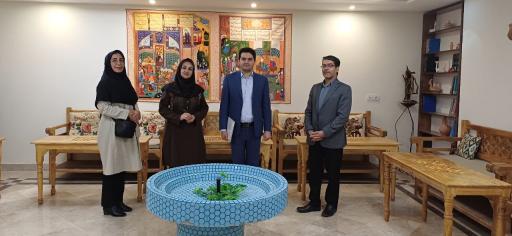 عکس پژوهش سرای فرهنگ و ادب پارسی ثابت