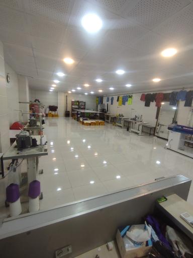 عکس تولیدی پوشاک مادو