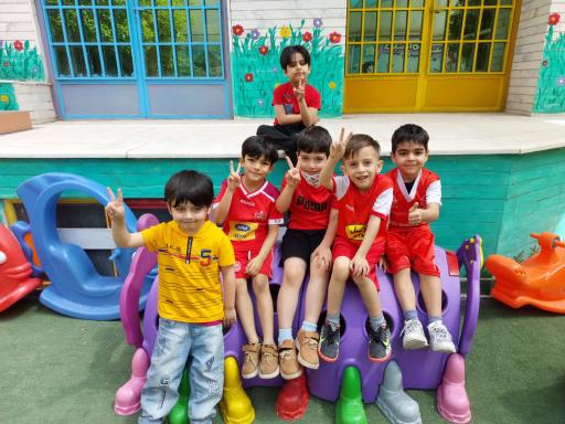 عکس کودکستان کلبه امید