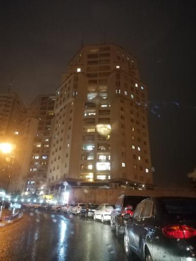 عکس برج سرو نقره ای