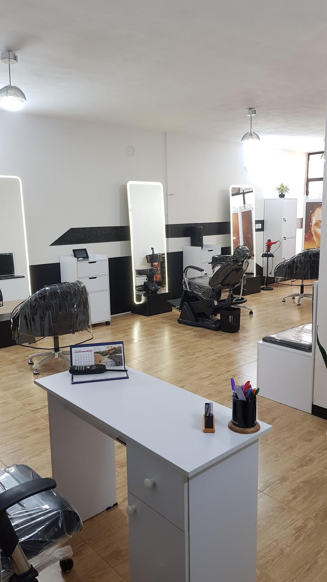 عکس سالن زیبایی رهایی نیا