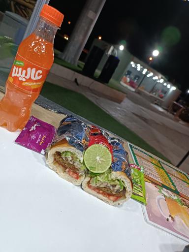 عکس فست فود لوکا