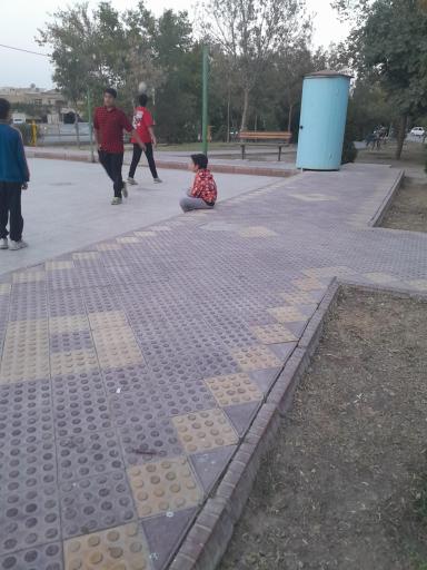 عکس مادی خونین