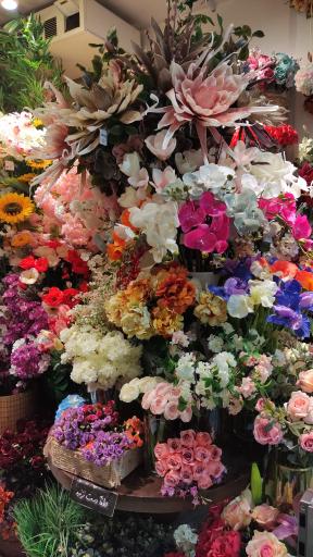 عکس گلفروشی مصنوعی هدیه (فلورا)