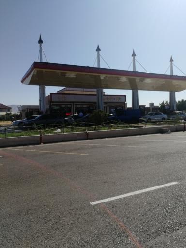 عکس پمپ بنزین بافه