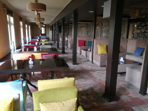 عکس کافه رستوران سنتی بام سوهانک