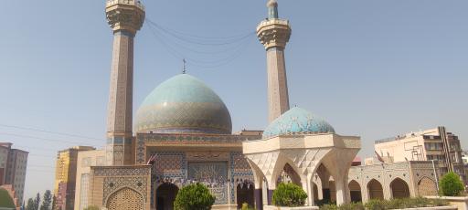 عکس دانشگاه آزاد اسلامی واحد تهران مرکزی