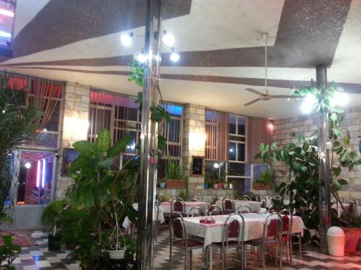 عکس رستوران کوهستان نمونه