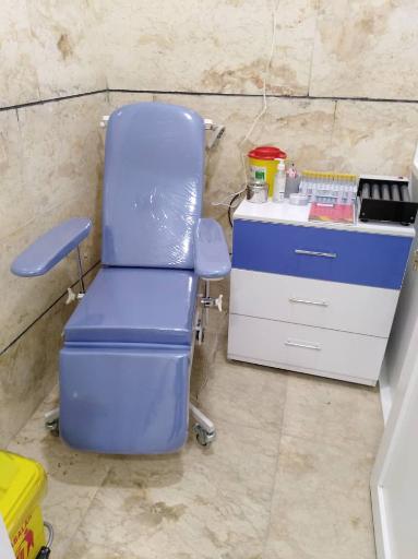 عکس آزمایشگاه هیراد