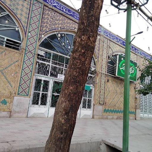 عکس تکیه میدان قلعه