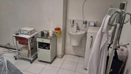 عکس مرکز تصویربرداری پزشکی نور