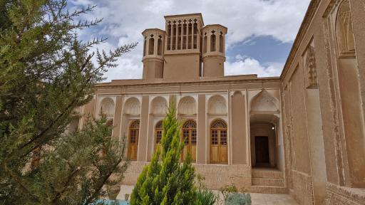 عکس بادگیرها سه قلوی بشرویه