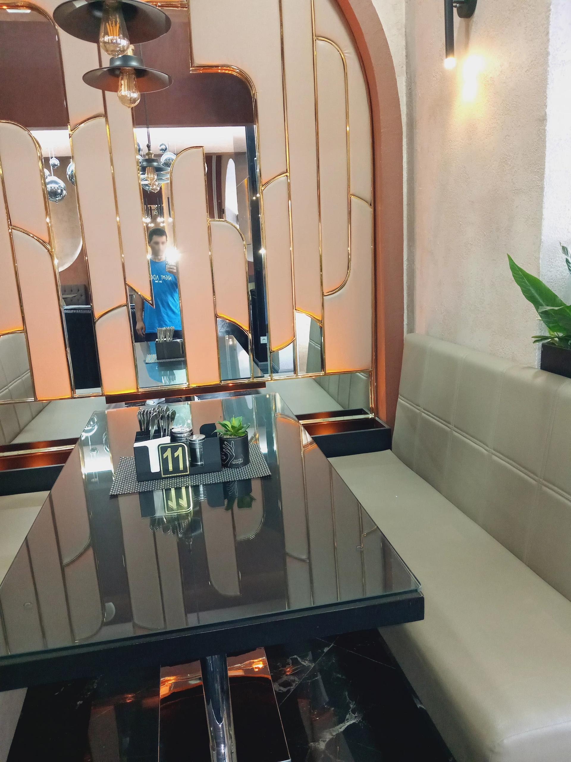 عکس رستوران ارکیده سبز البرز