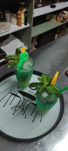 عکس کافه راز