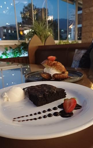 عکس کافه رستوران دیورسو