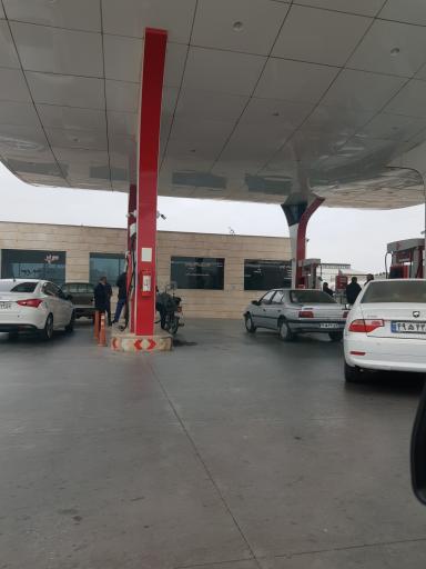 عکس پمپ بنزین ستاره ایرانیان