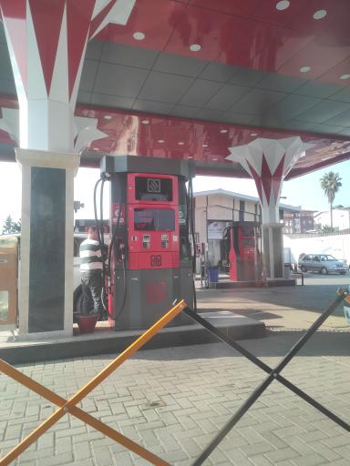 عکس پمپ بنزین