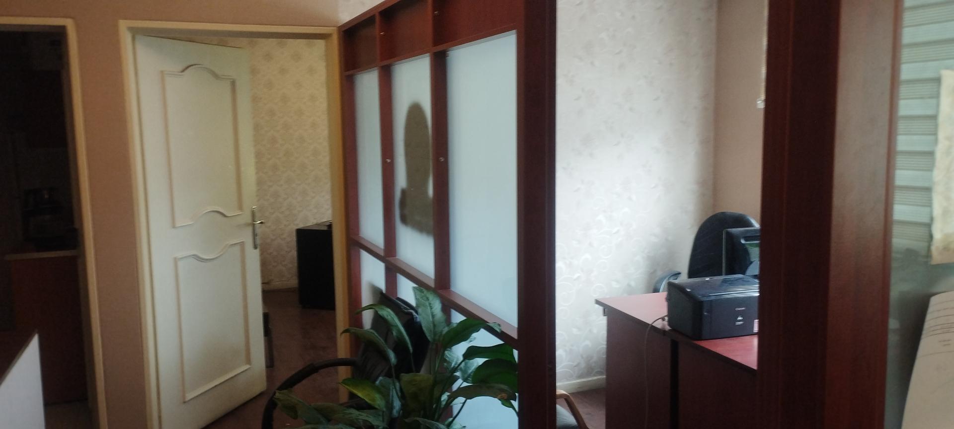 عکس دارالترجمه رسمی سورن و کارو