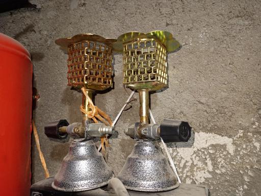 عکس پیک نیک پرکنی و کپسول گاز