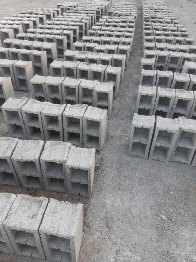 عکس کارگاه بلوک زنی بهار