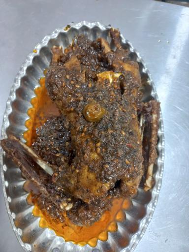 عکس رستوران محلی سیده خانم 