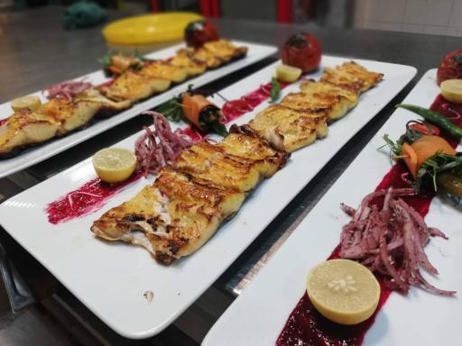 عکس چلو کباب ناصری