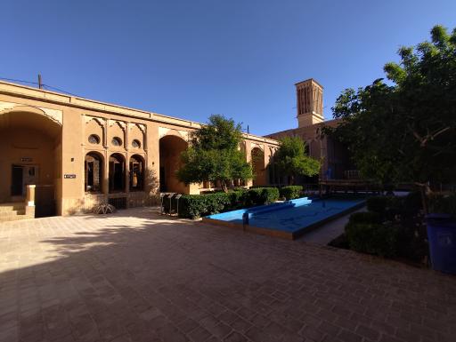 عکس خانه لاری ها