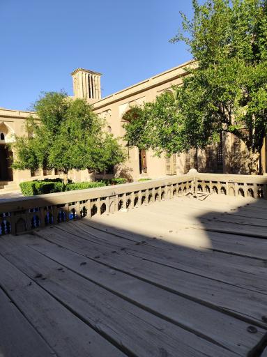 عکس خانه لاری ها