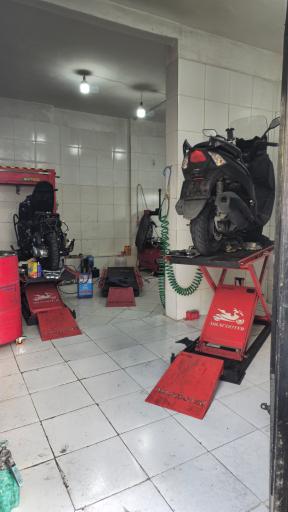 عکس مستر اسکوتر 