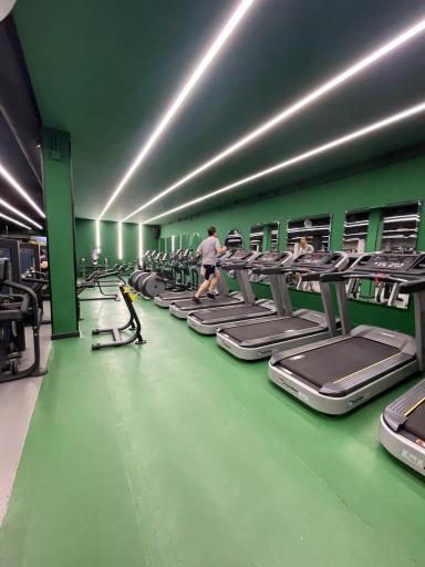 عکس باشگاه بدنسازی ژنتیک