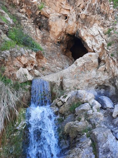 عکس غار چشمه