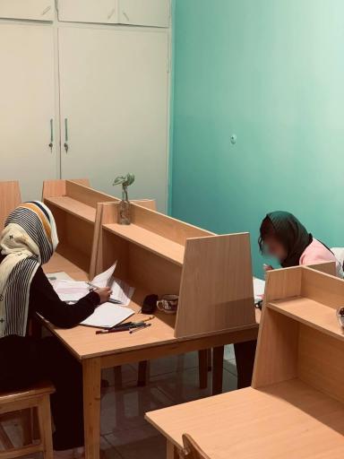 عکس آموزشگاه علمی و سالن مطالعه دخترانه خالقی