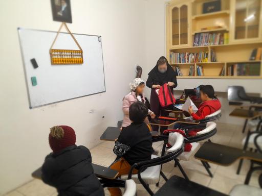 عکس آموزشگاه علمی و سالن مطالعه دخترانه خالقی