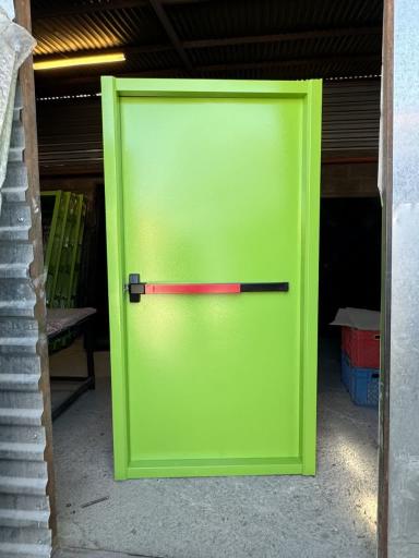 عکس ایمن درب پارس