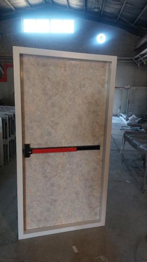 عکس ایمن درب پارس