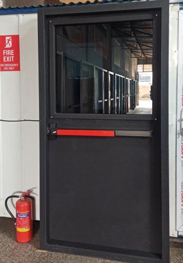 عکس ایمن درب پارس