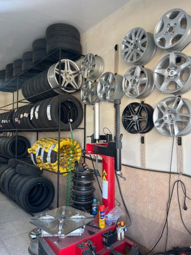 عکس لاستیک و باتری رحیمیان