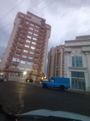 عکس برج دوقلو بهاران سراب