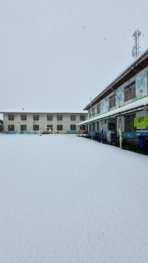 عکس مدرسه ابتدایی پسرانه صلاحکار