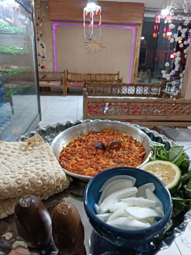 عکس سرای سنتی رهام