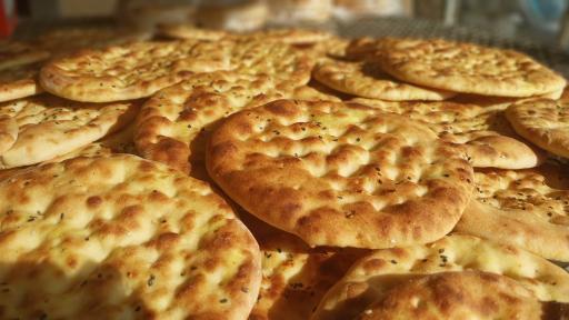 عکس نان روغنی داود