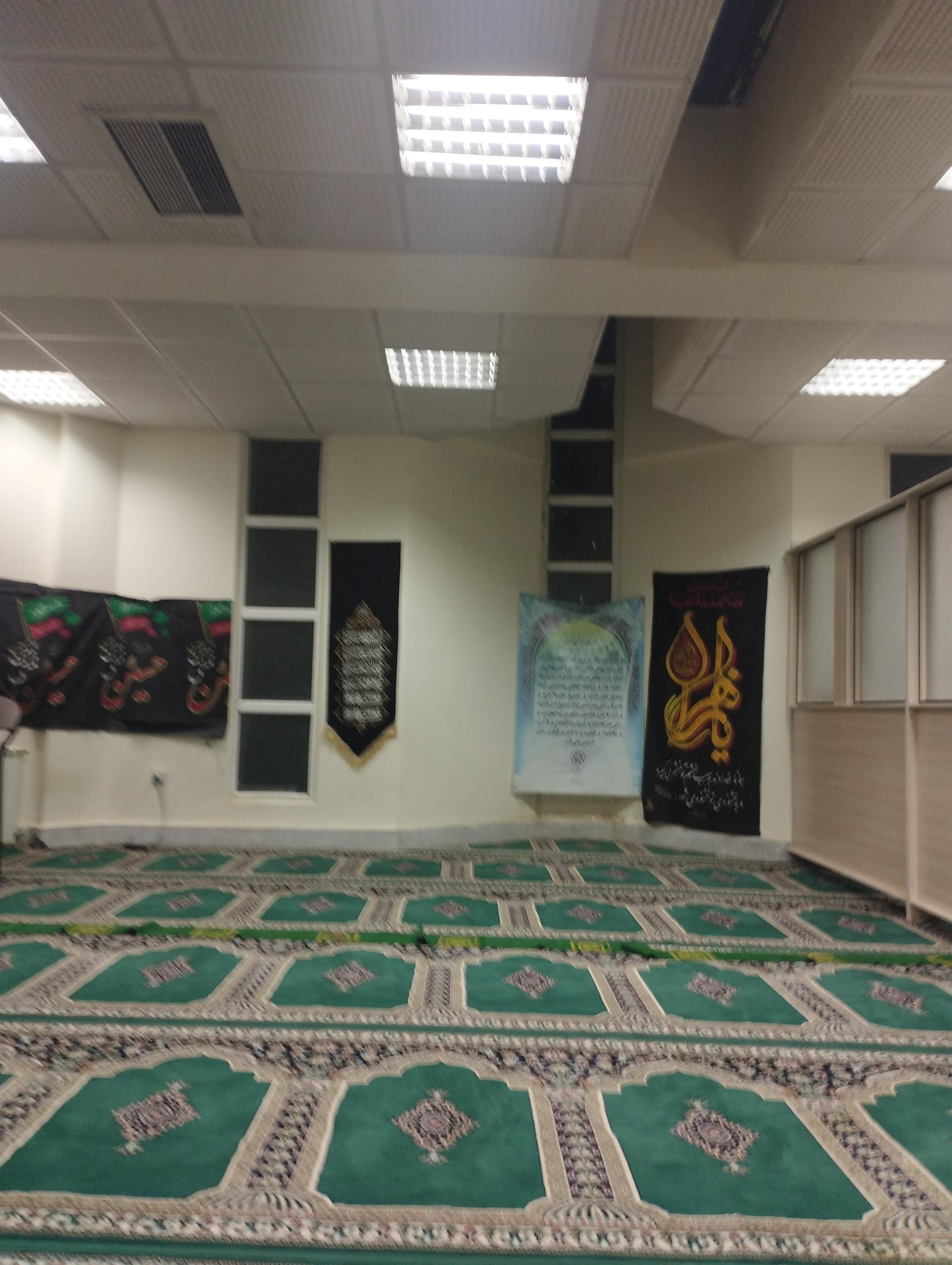 عکس نمازخانه