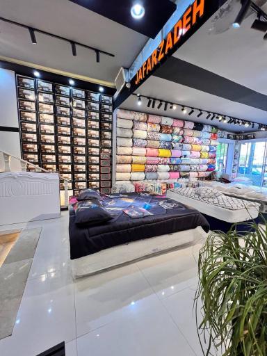 عکس عمارت تشک شعبه مرکزی