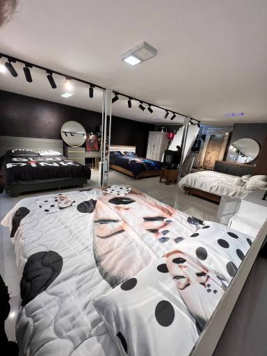 عکس عمارت تشک شعبه مرکزی