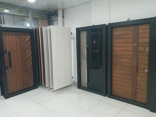 عکس درب ضد سرقت پیشگاه هادیان