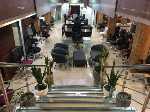 عکس صنایع چوب و فلز کارن