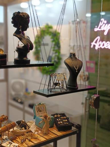 عکس لیا اکسسوری