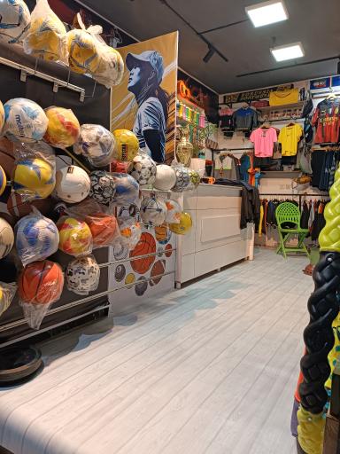 فروشگاه ورزشی اصفهانی