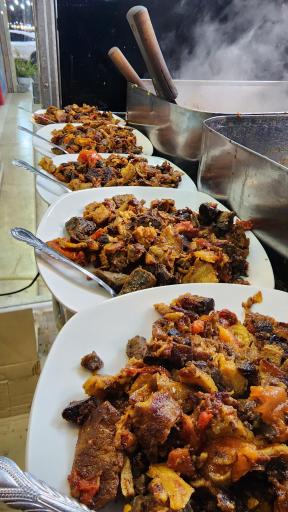 عکس حلیم طباخی (کاملترین صبحانه خوری گیلان)