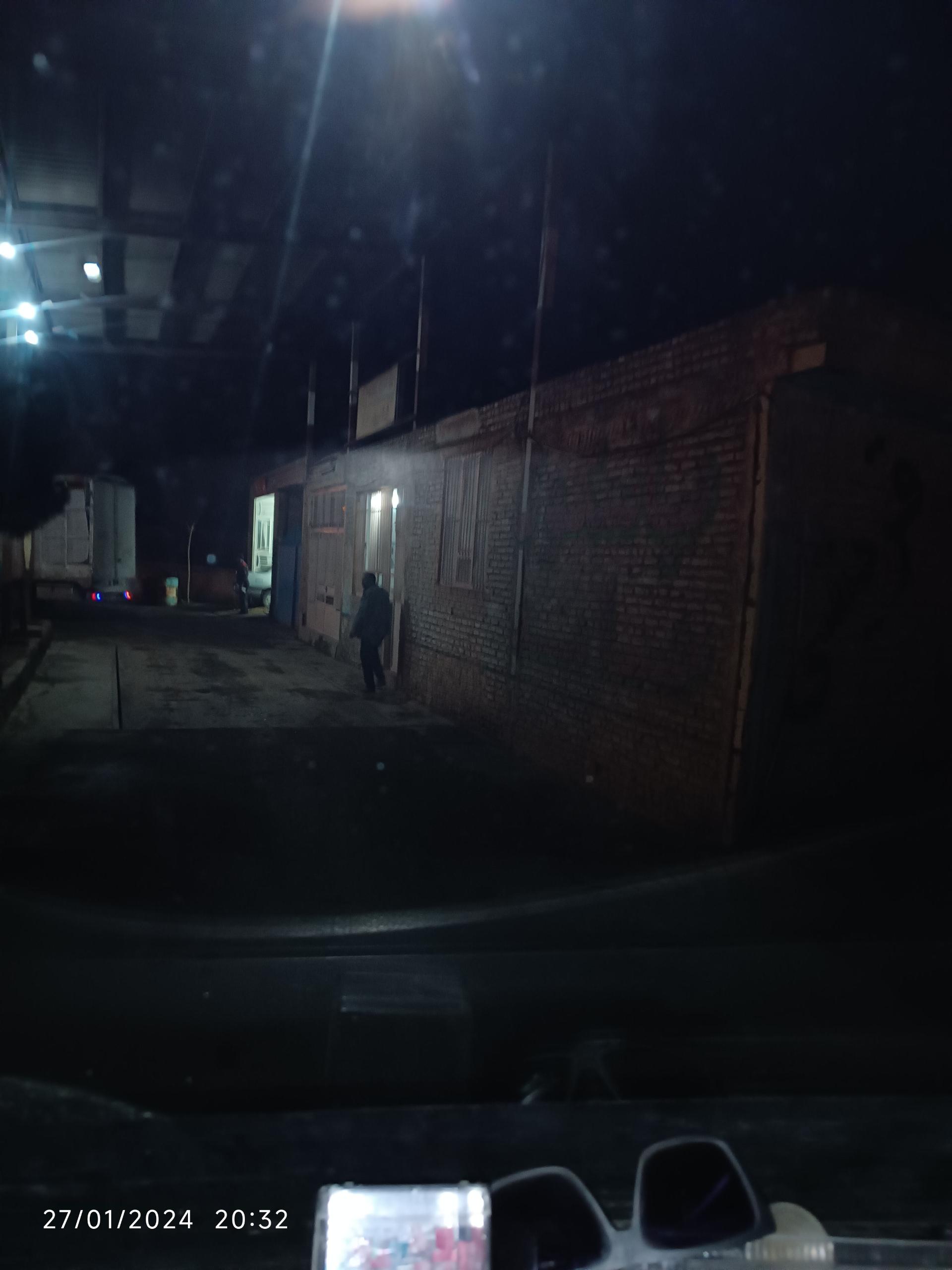 عکس باسکول توکل